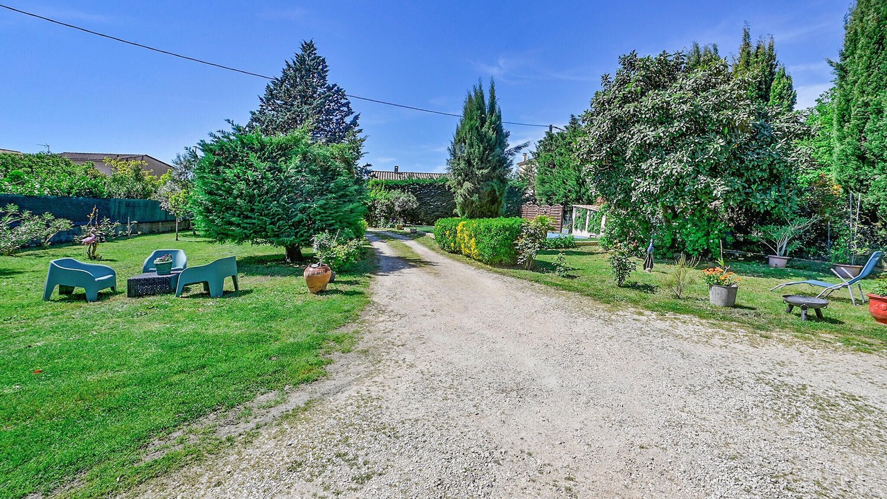 Photo of Others in Saint-Privat-des-Vieux
