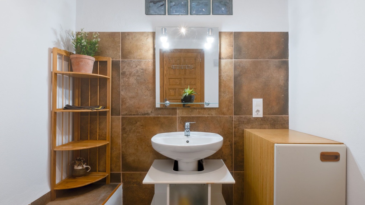 Photo of Bathroom in Benimeit