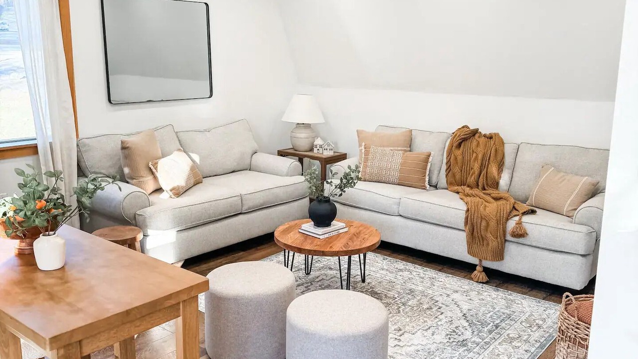 Photo of Livingroom in Corning