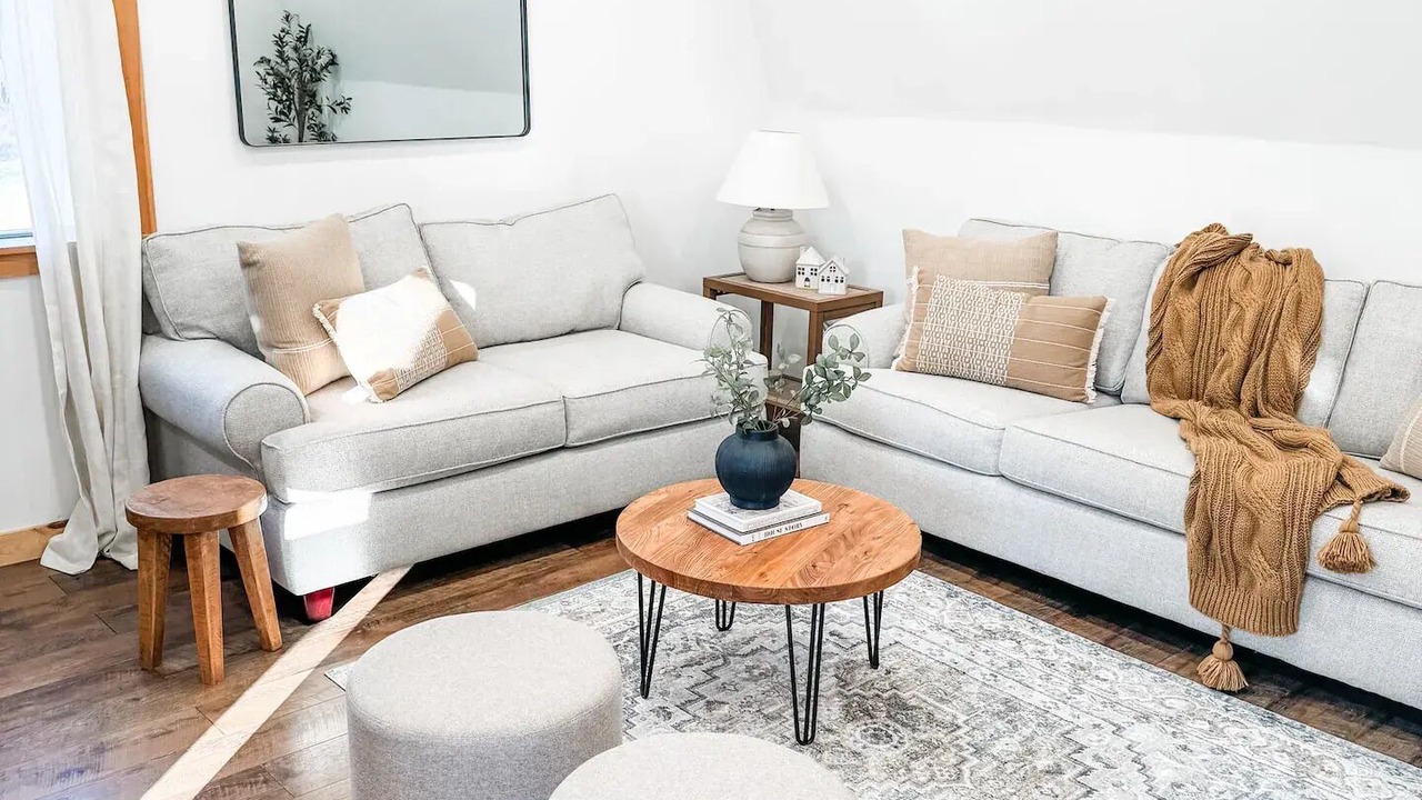 Photo of Livingroom in Corning