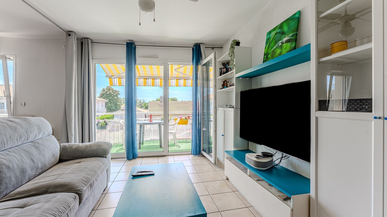 Photo of Livingroom in Parentis-en-Born