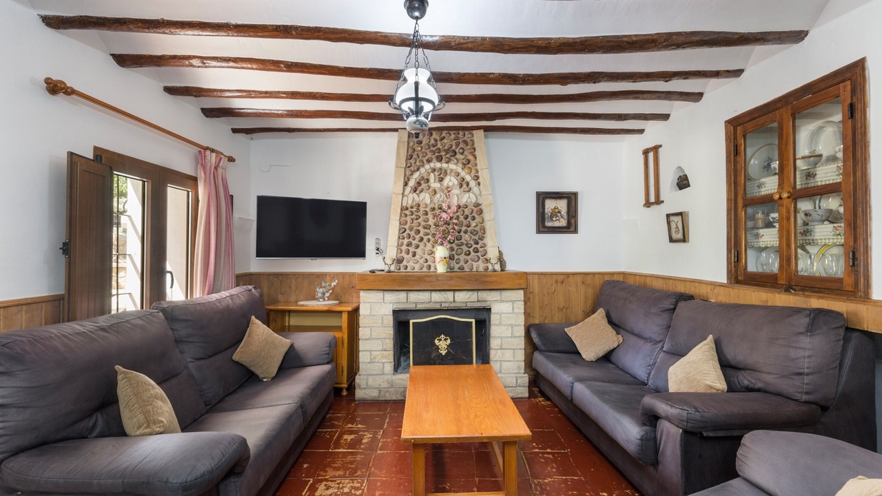 Photo of Livingroom in Mazuza