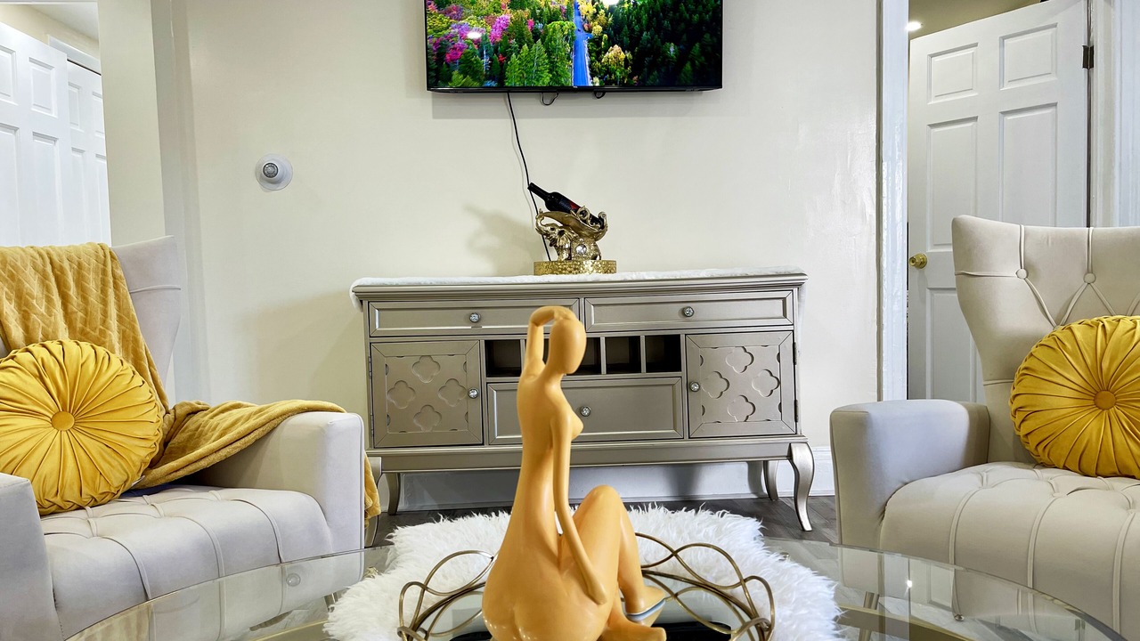 Photo of Others in Utica