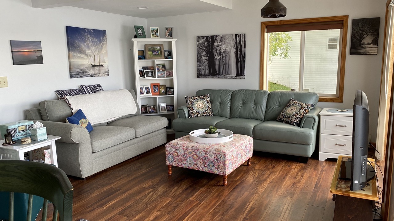 Photo of Livingroom in Town of Otsego