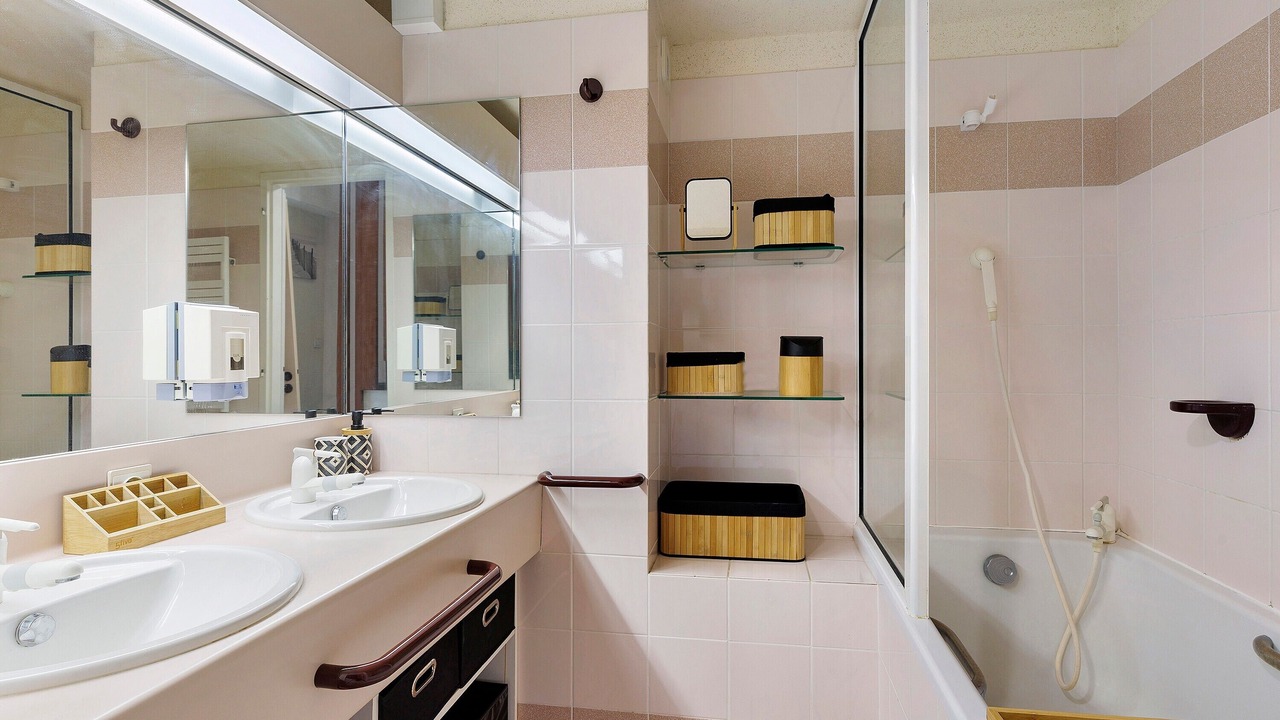 Photo of Bathroom in Jard-sur-Mer