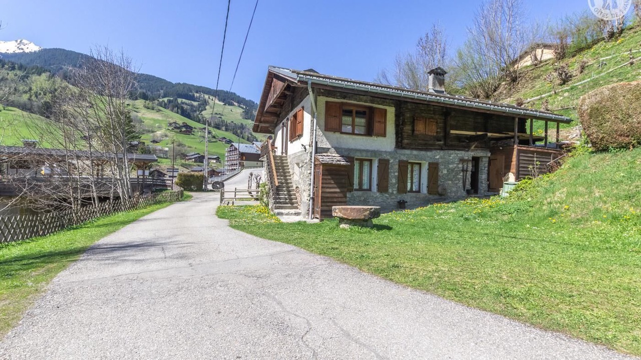Photo of Outdoor in Areches