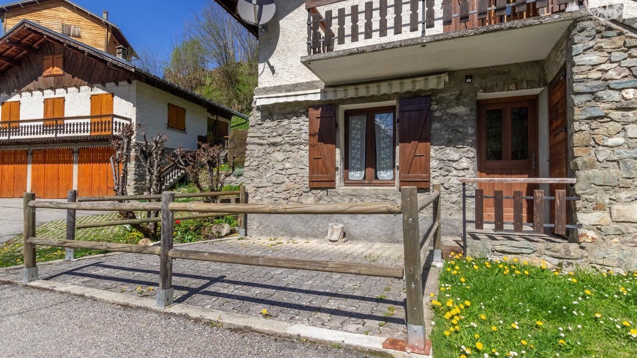 Photo of Outdoor in Areches