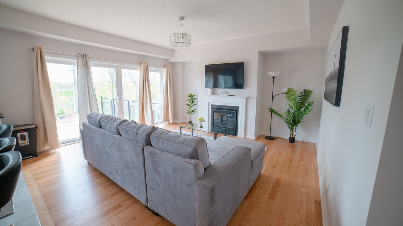 Photo of Livingroom in Townsend