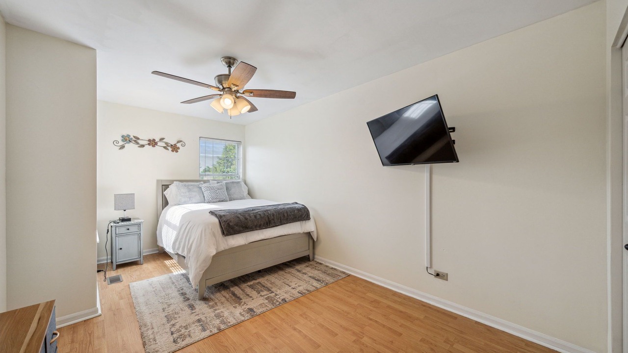 Photo of Bedroom in Fox Valley