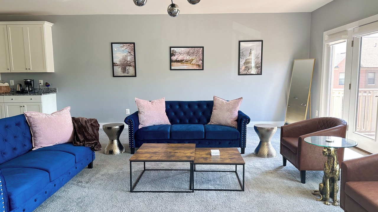 Photo of Livingroom in Ashburn