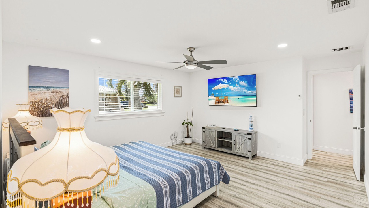 Photo of Bedroom in Caloosahatchee