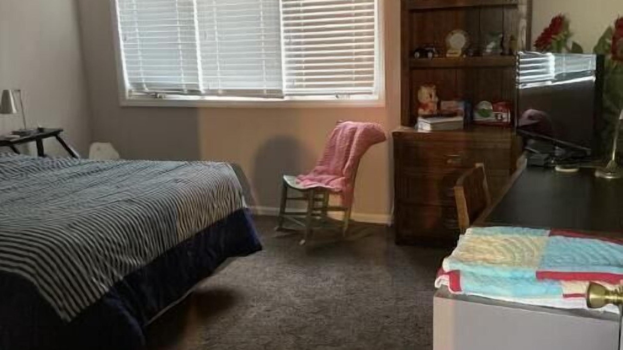 Photo of Bedroom in Blue Springs