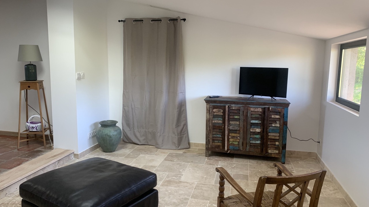 Photo of Livingroom in La Ville-Dieu-du-Temple