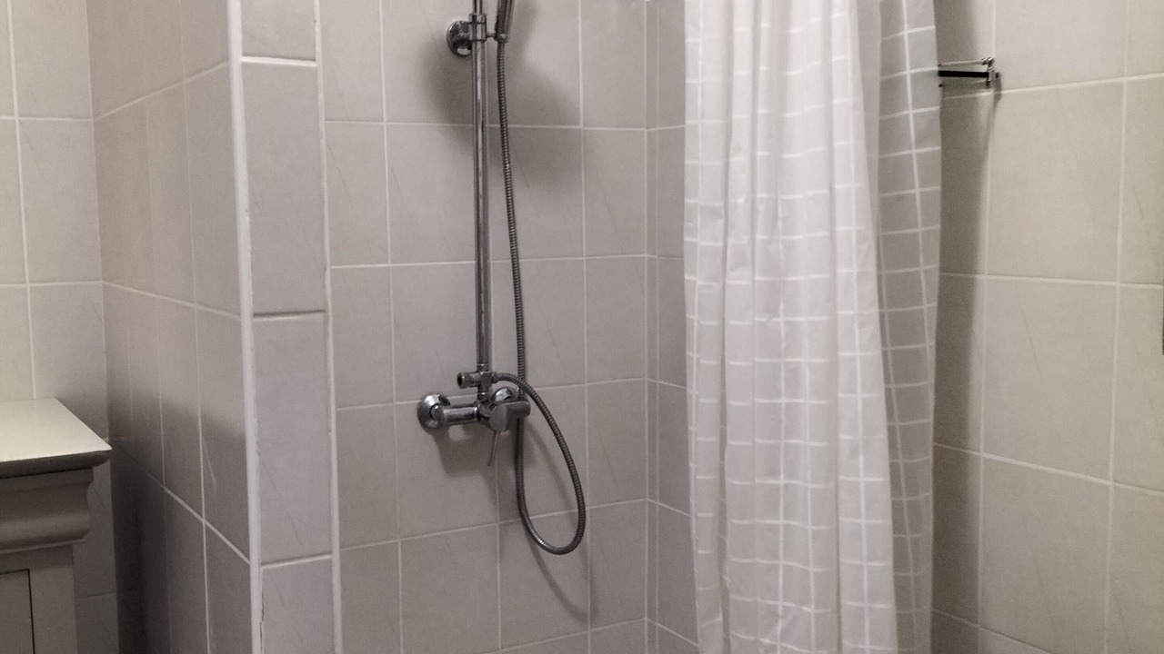 Photo of Bathroom in Corps