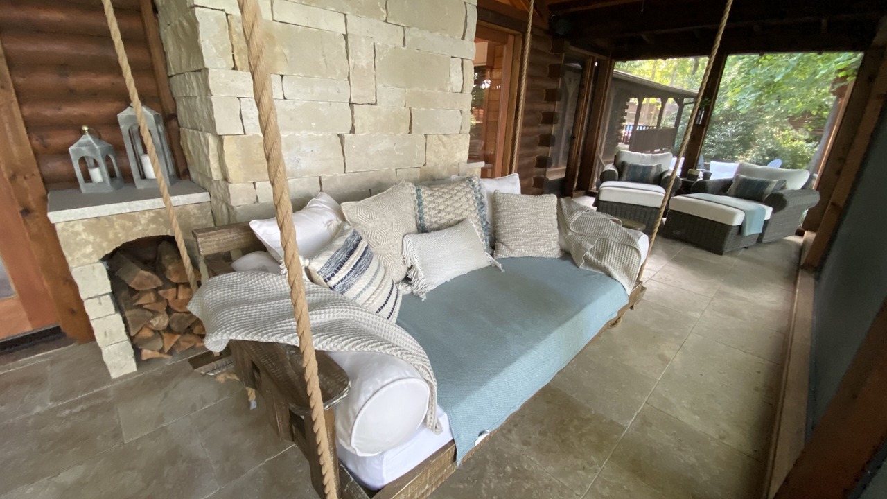 Photo of Outdoor in Whispering Hills