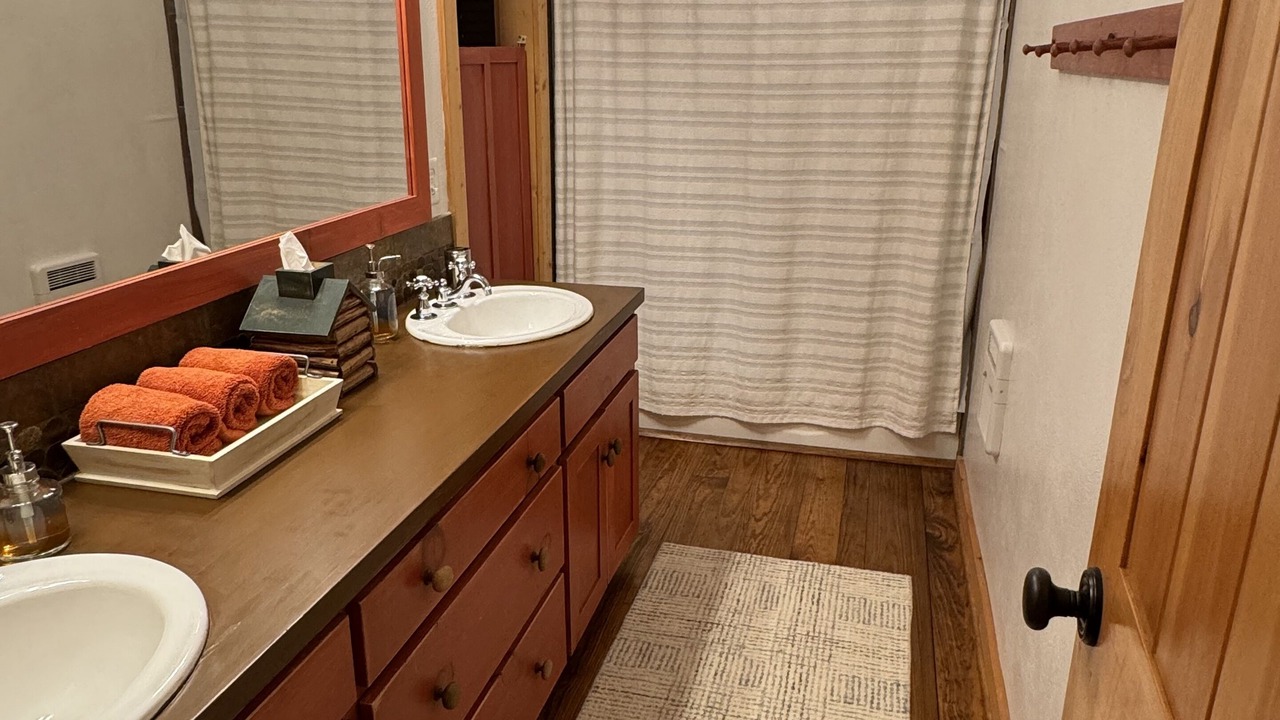Photo of Bathroom in Whispering Hills