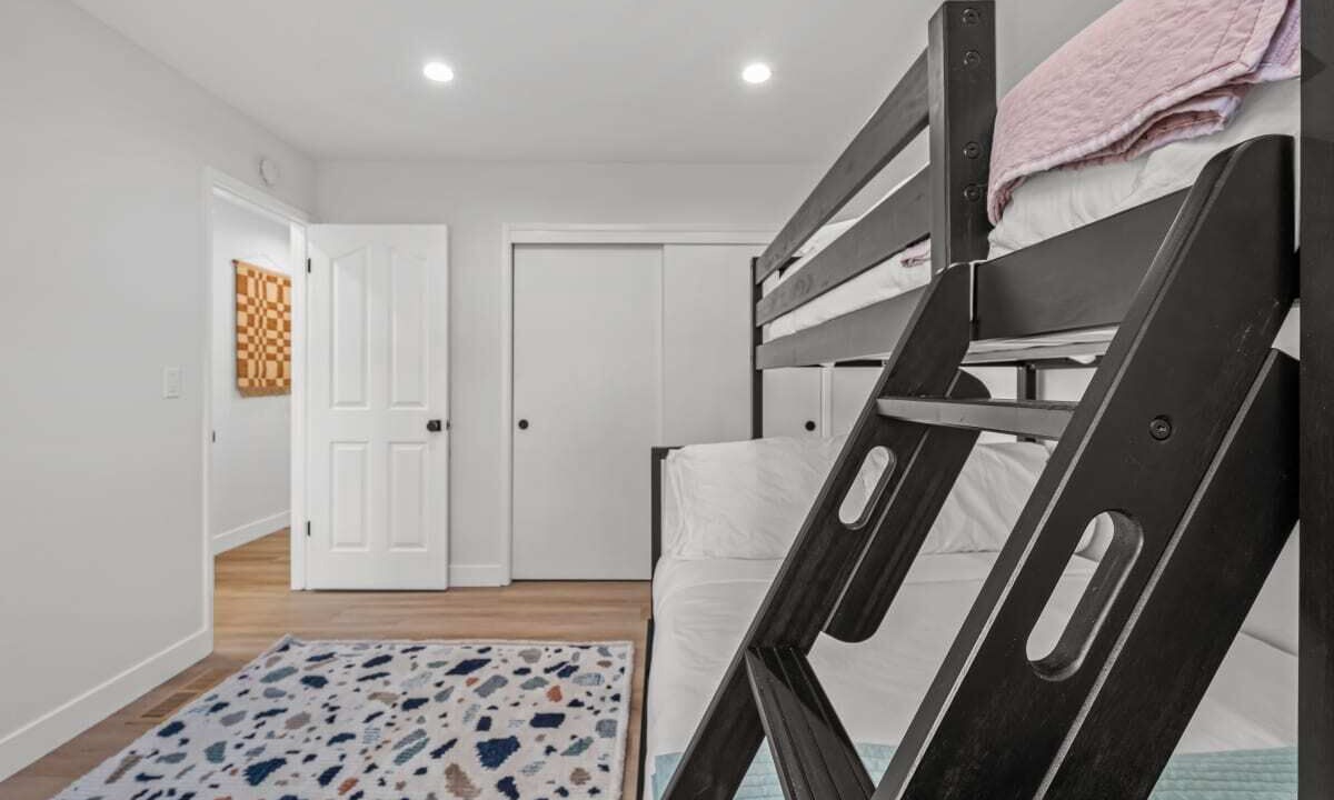 Photo of Bedroom in Glen Ellen