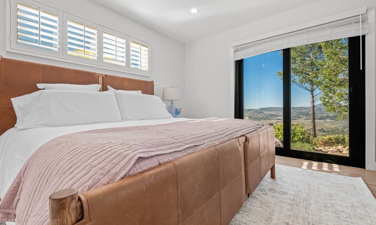 Photo of Bedroom in Glen Ellen
