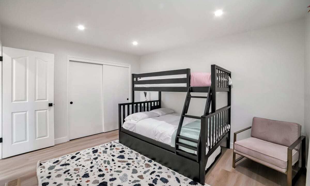 Photo of Bedroom in Glen Ellen