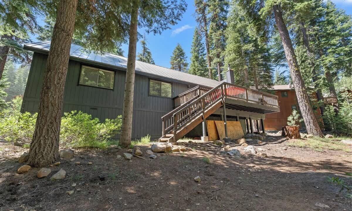 Photo of Outdoor in Kingswood Estates