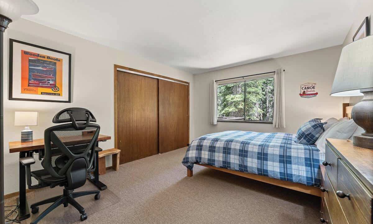 Photo of Bedroom in Kingswood Estates