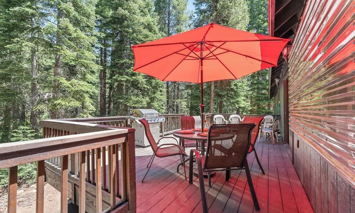 Photo of Outdoor in Kingswood Estates