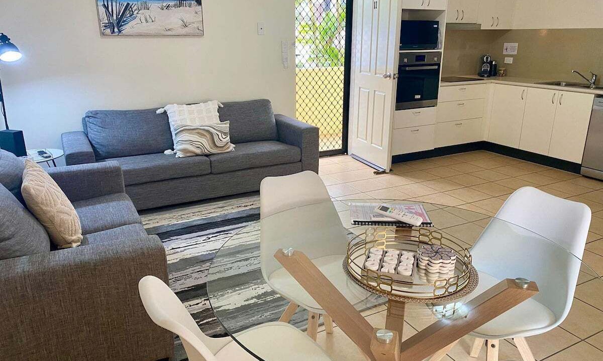 Photo of Livingroom in North Ward