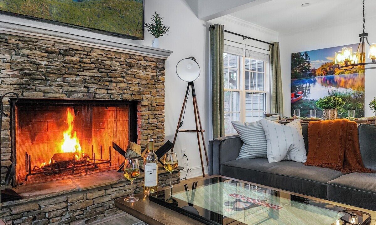 Photo of Others in Big Canoe