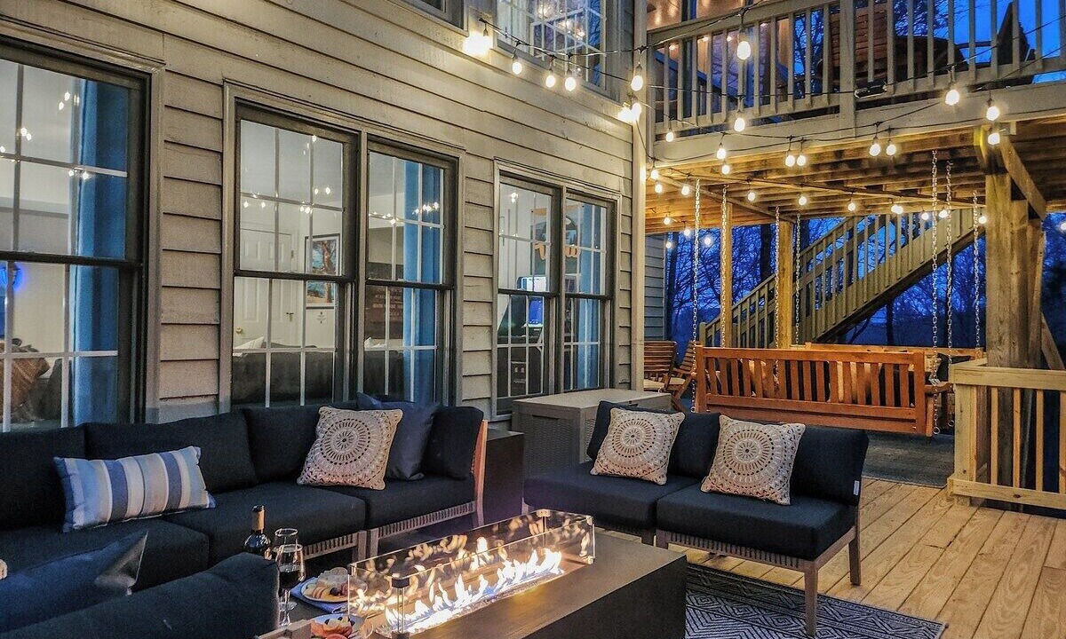 Photo of Others in Big Canoe