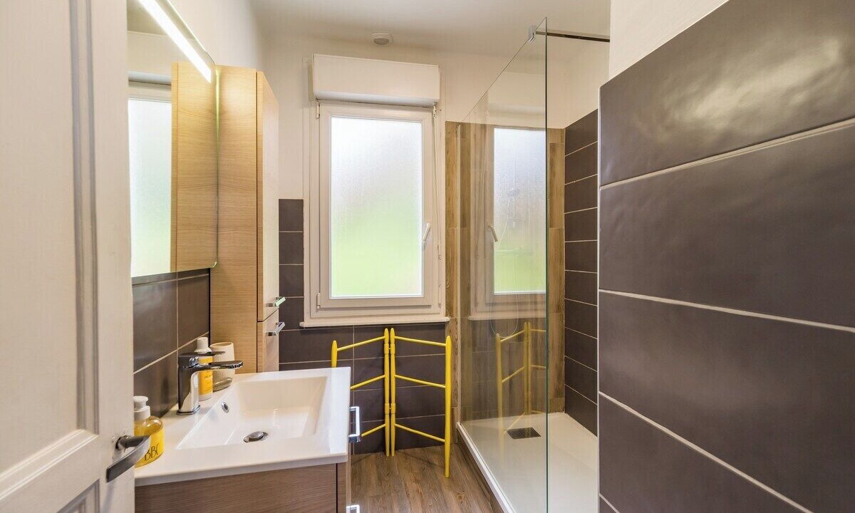 Photo of Bathroom in Pabu