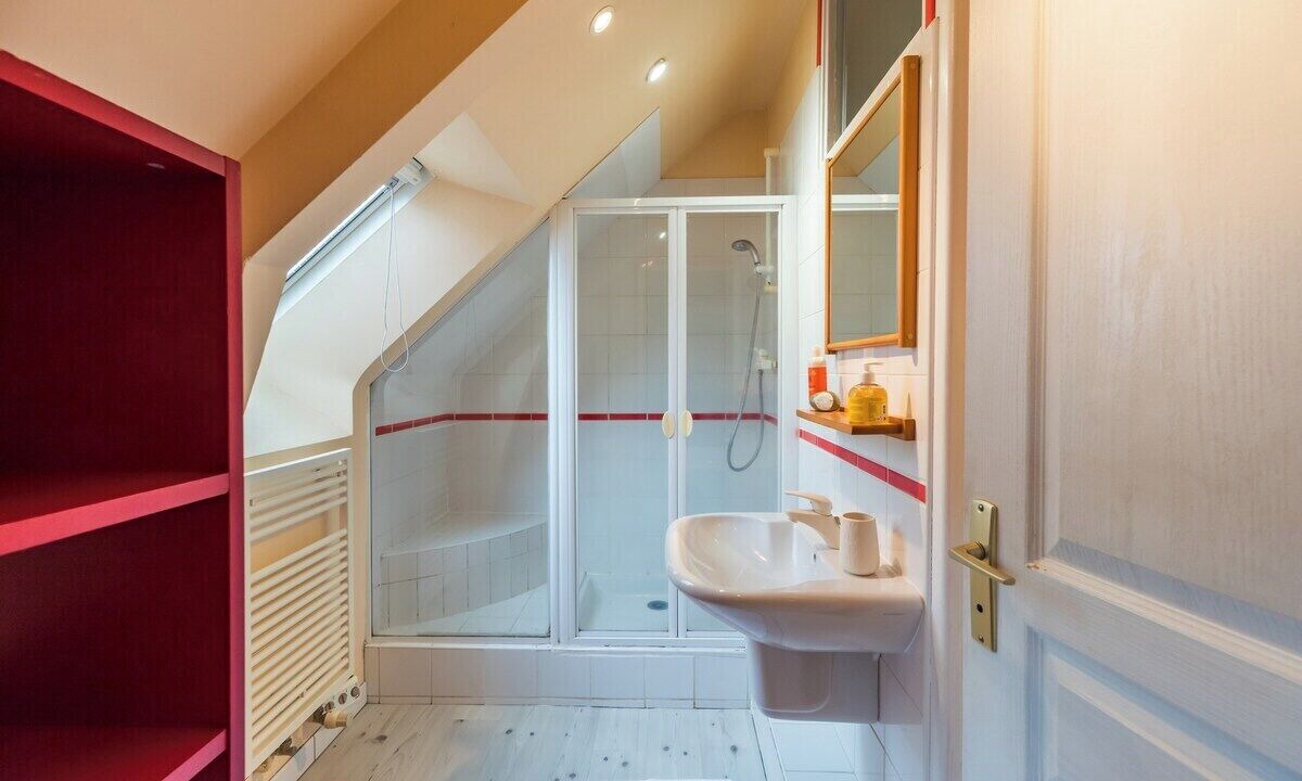 Photo of Bathroom in Pabu