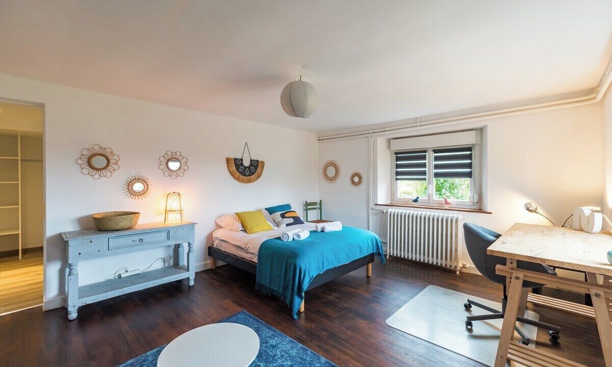 Photo of Others in Pabu