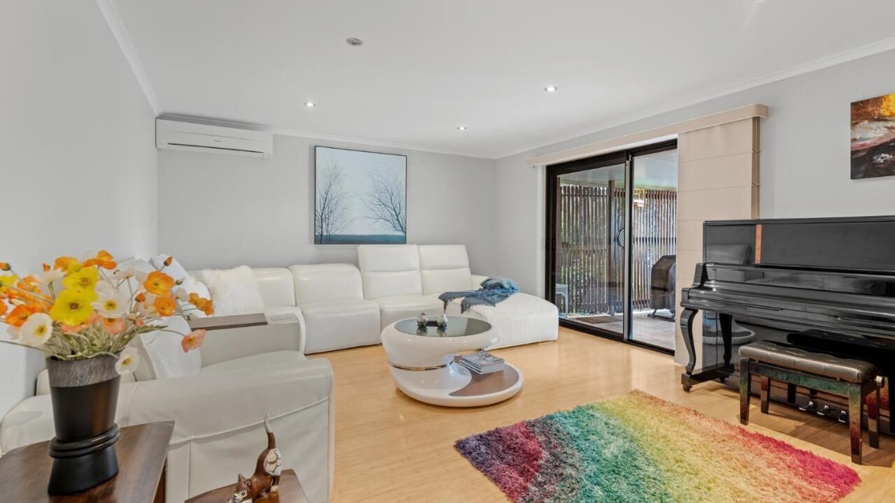 Photo of Livingroom in Westlake