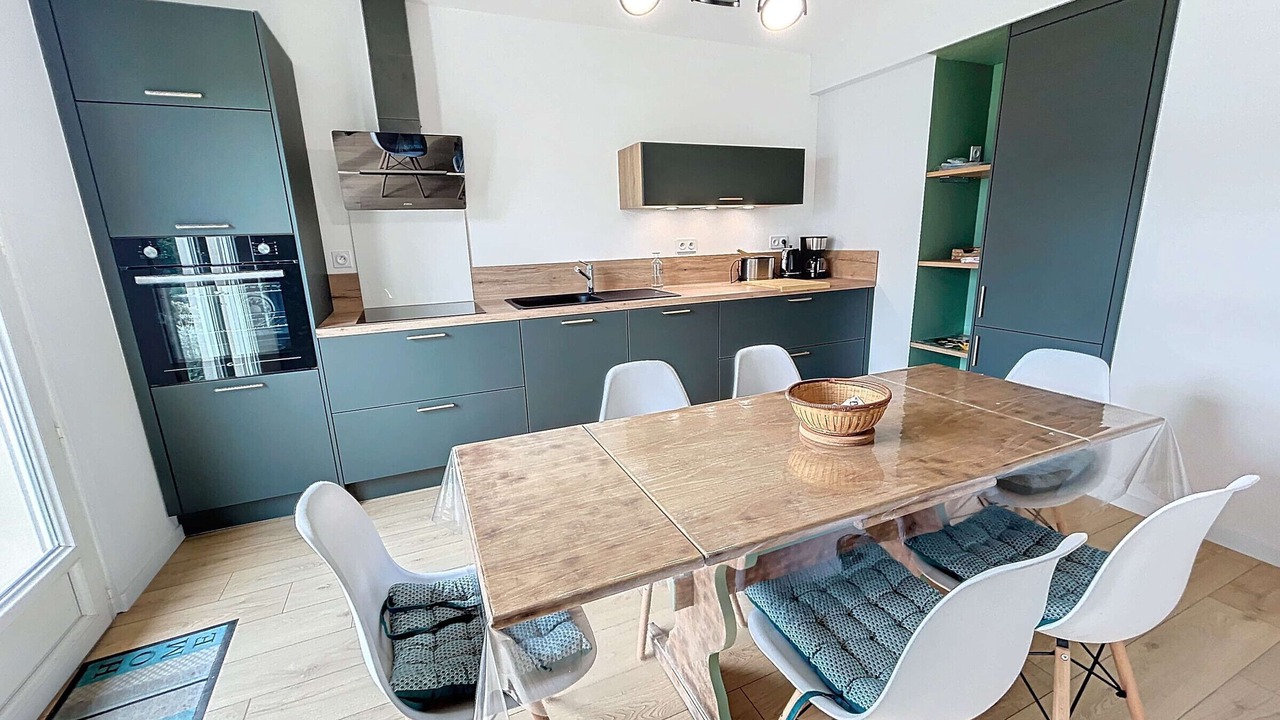 Photo of Kitchen in Saint-Pair-sur-Mer