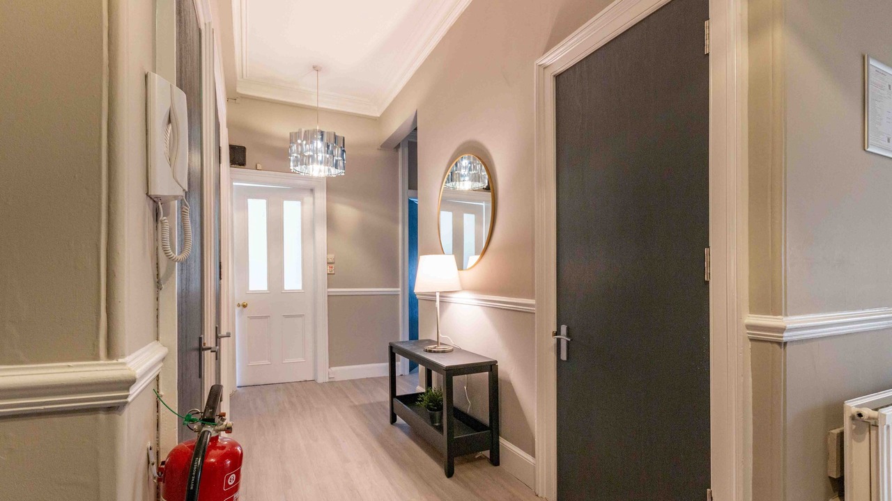 Photo of Others in Bruntsfield