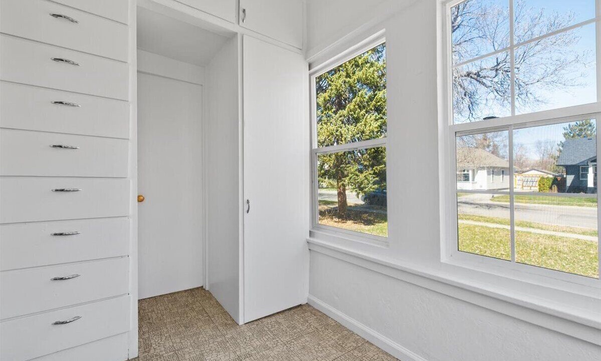 Photo of Others in Central - Terry