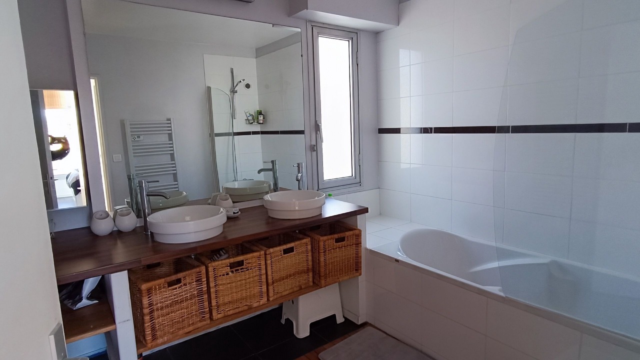 Photo of Bathroom in Pont du Cens-Cote d'Or
