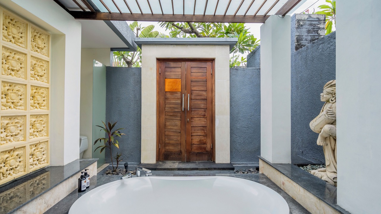 Photo of Bathroom in Sidakarya