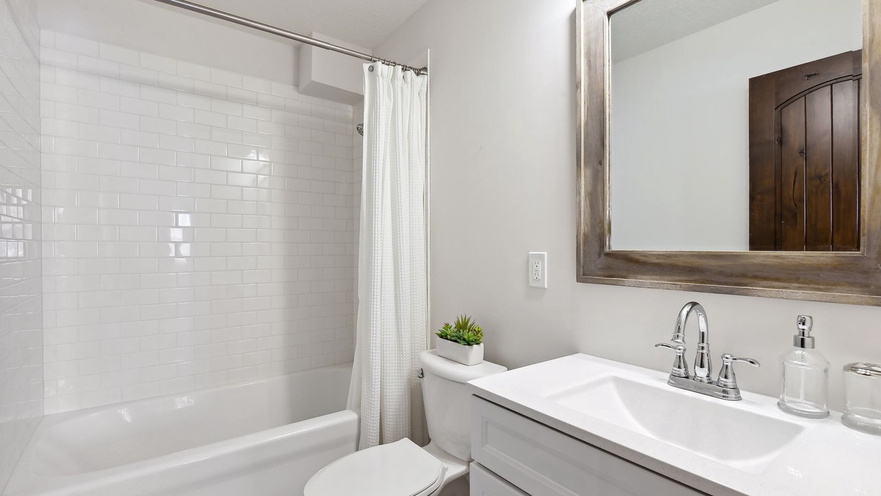 Photo of Bathroom in Minnetonka Beach