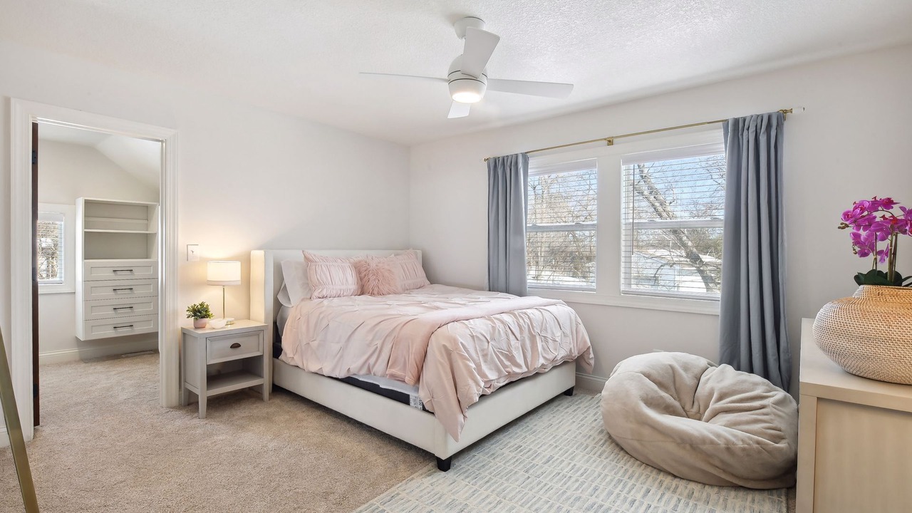 Photo of Bedroom in Minnetonka Beach