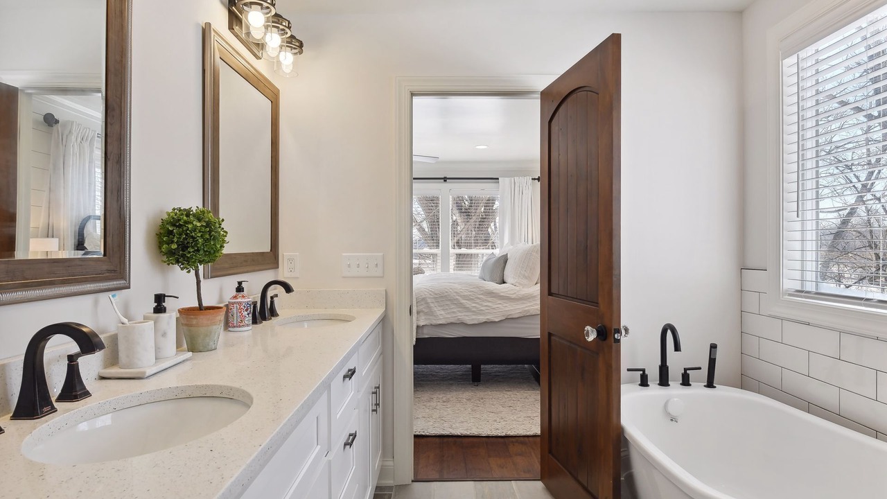 Photo of Bathroom in Minnetonka Beach