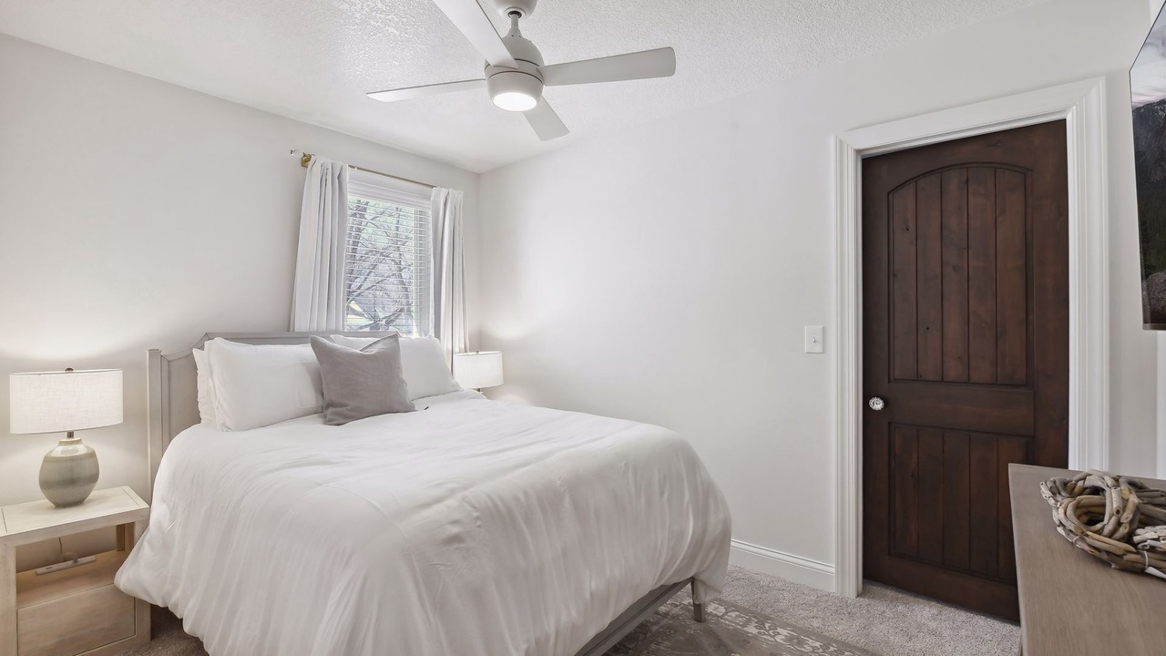 Photo of Bedroom in Minnetonka Beach