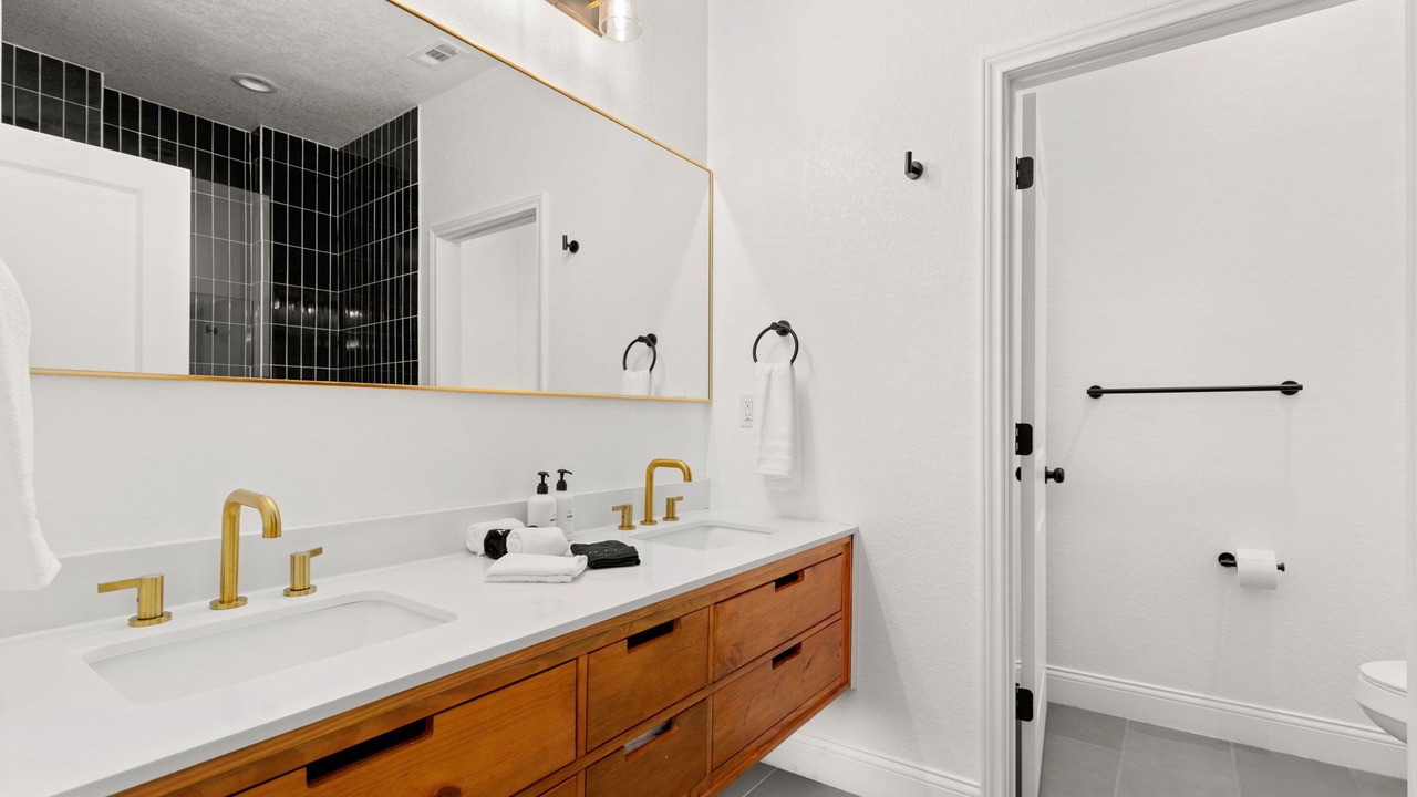 Photo of Bathroom in Denver Heights
