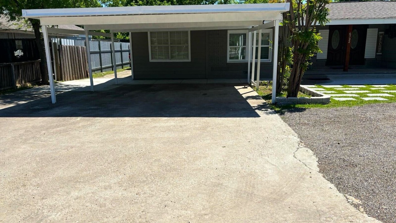 Photo of Outdoor in Oak Cliff