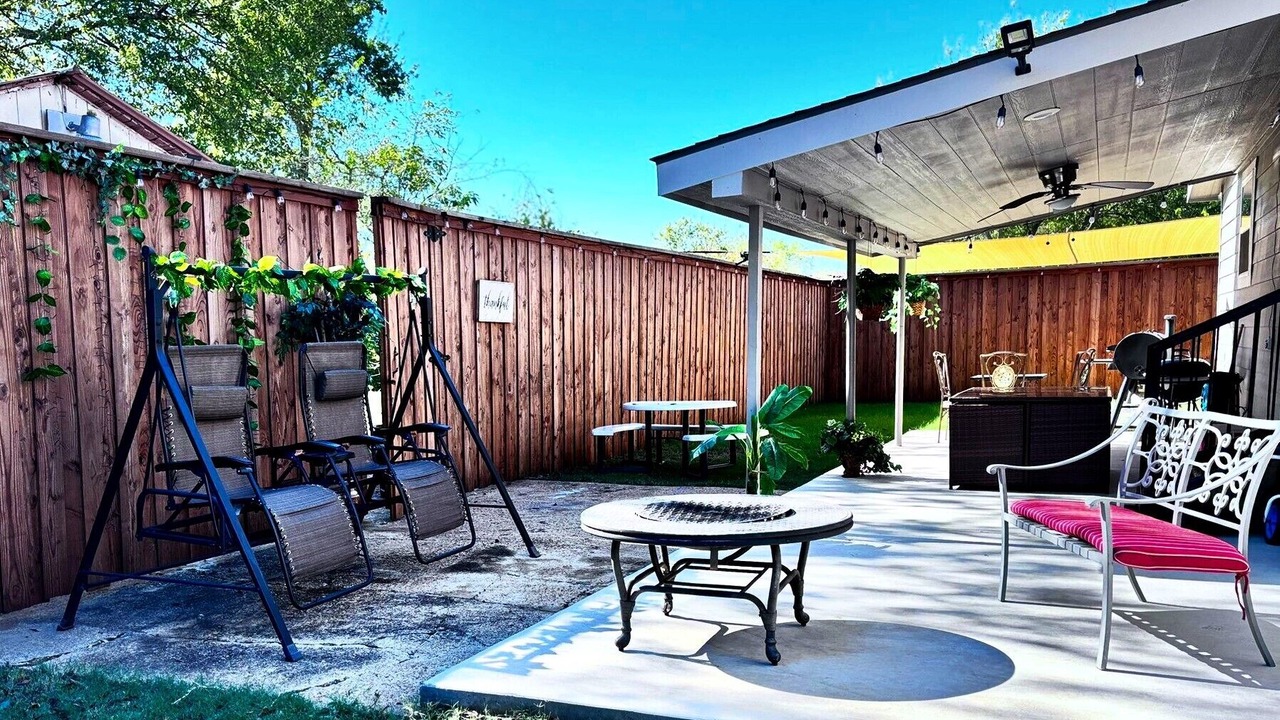 Photo of Outdoor in Oak Cliff