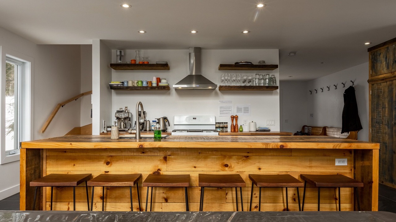 Photo of Kitchen in Sainte-Lucie-des-Laurentides