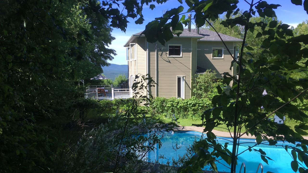 Photo of Outdoor in Bolton-Ouest