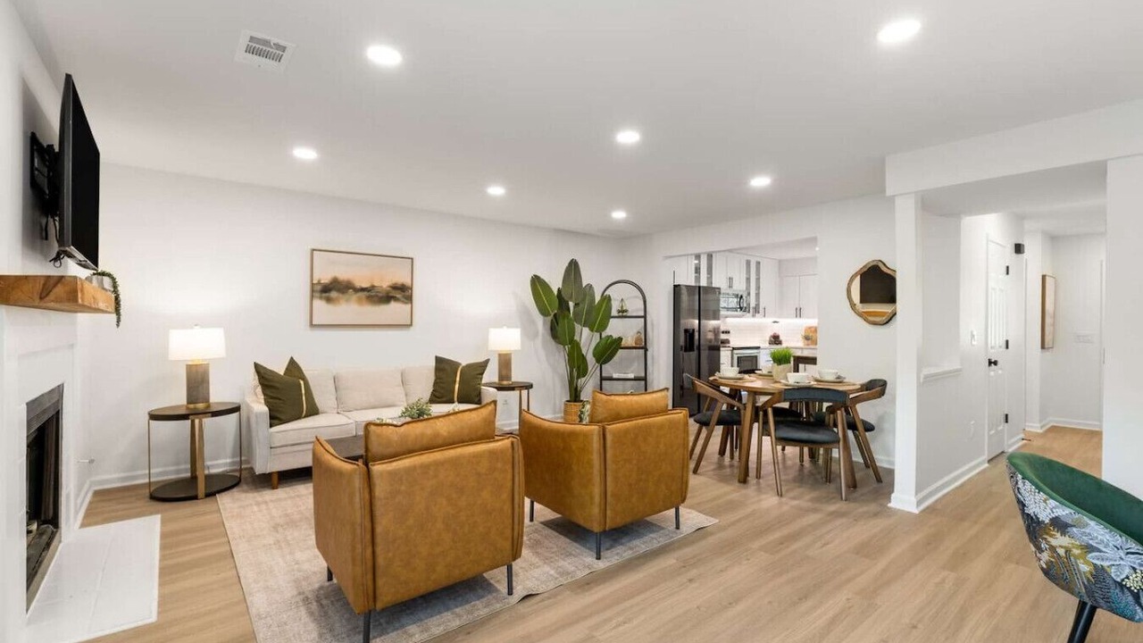 Photo of Livingroom in Alpharetta