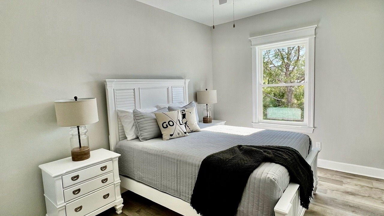 Photo of Bedroom in Carrabelle