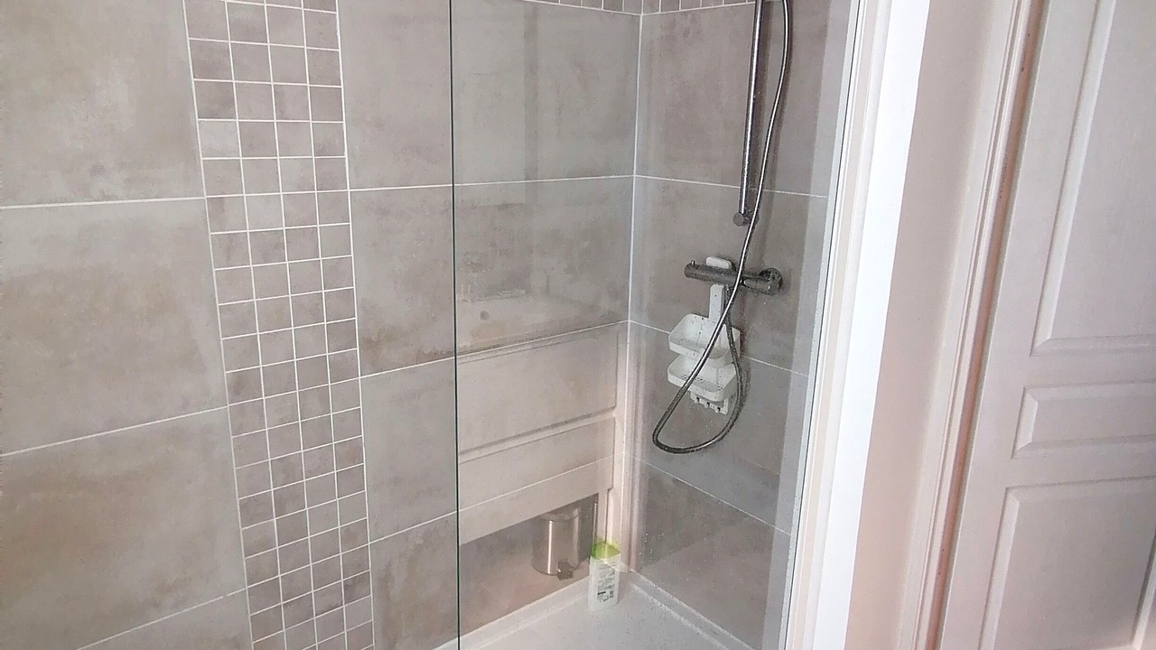 Photo of Bathroom in Fresnay-sur-Sarthe